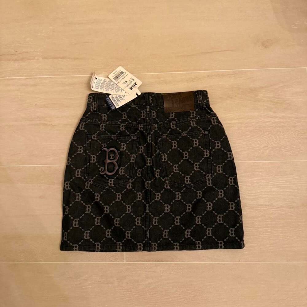 MLB Korea Boston Red Sox Monogram Denim Mini Skirt Black